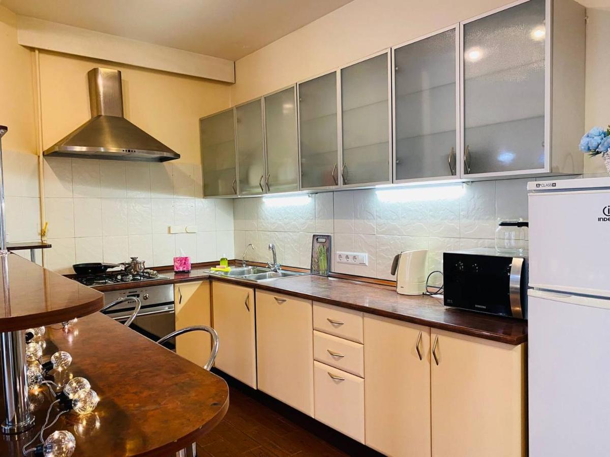 Real Home Apartments in Kiev Center Buitenkant foto