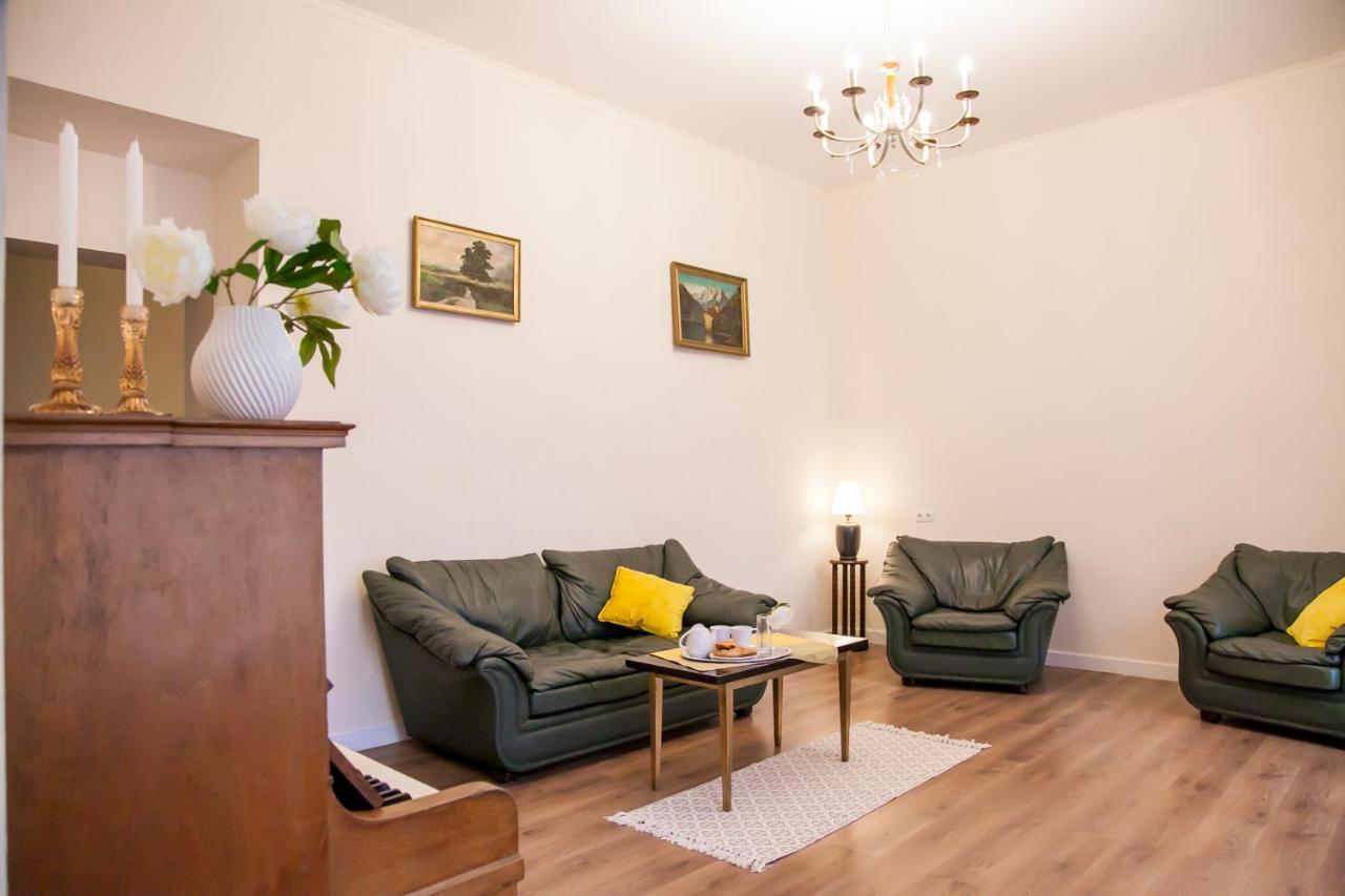 Real Home Apartments in Kiev Center Buitenkant foto