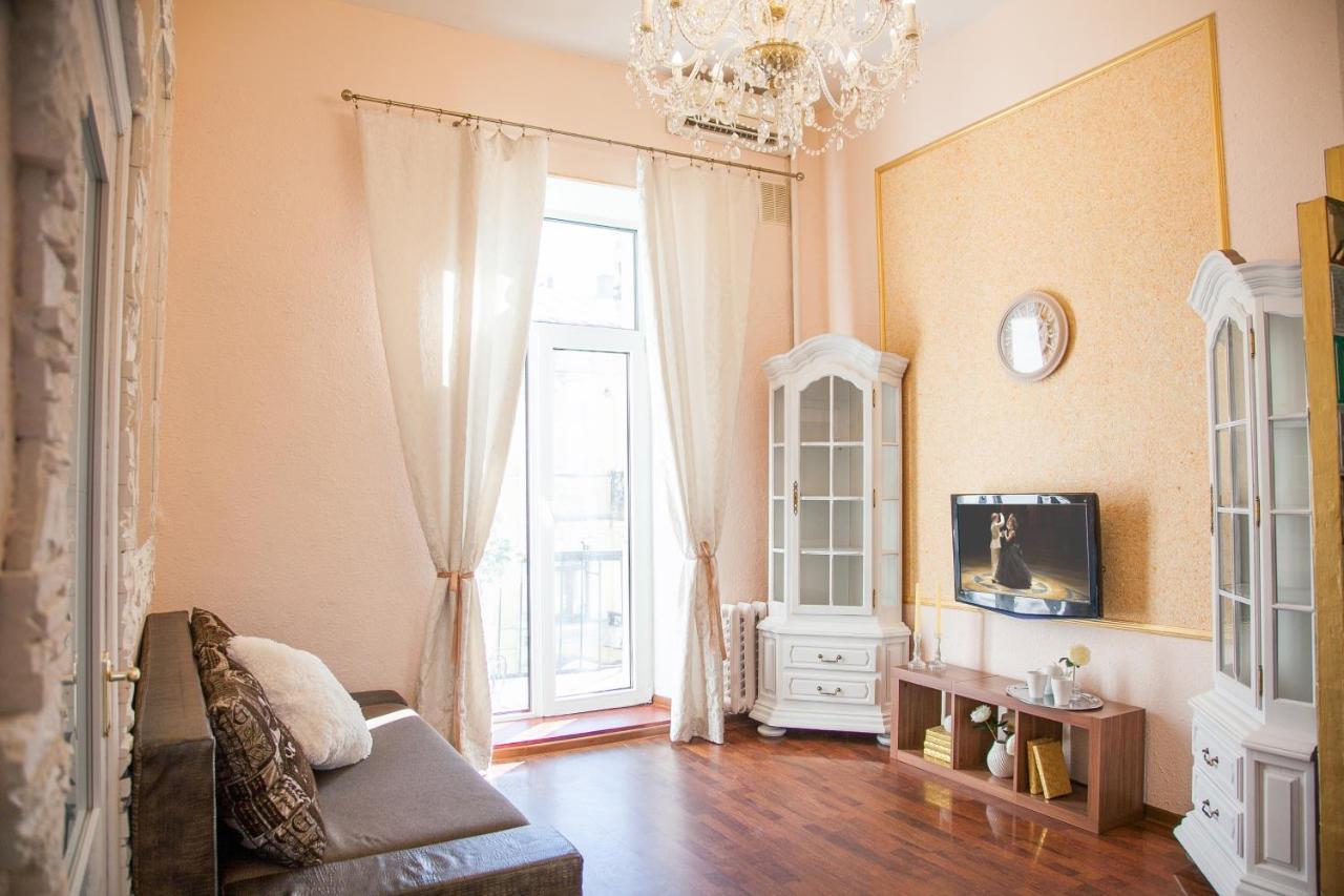 Real Home Apartments in Kiev Center Buitenkant foto