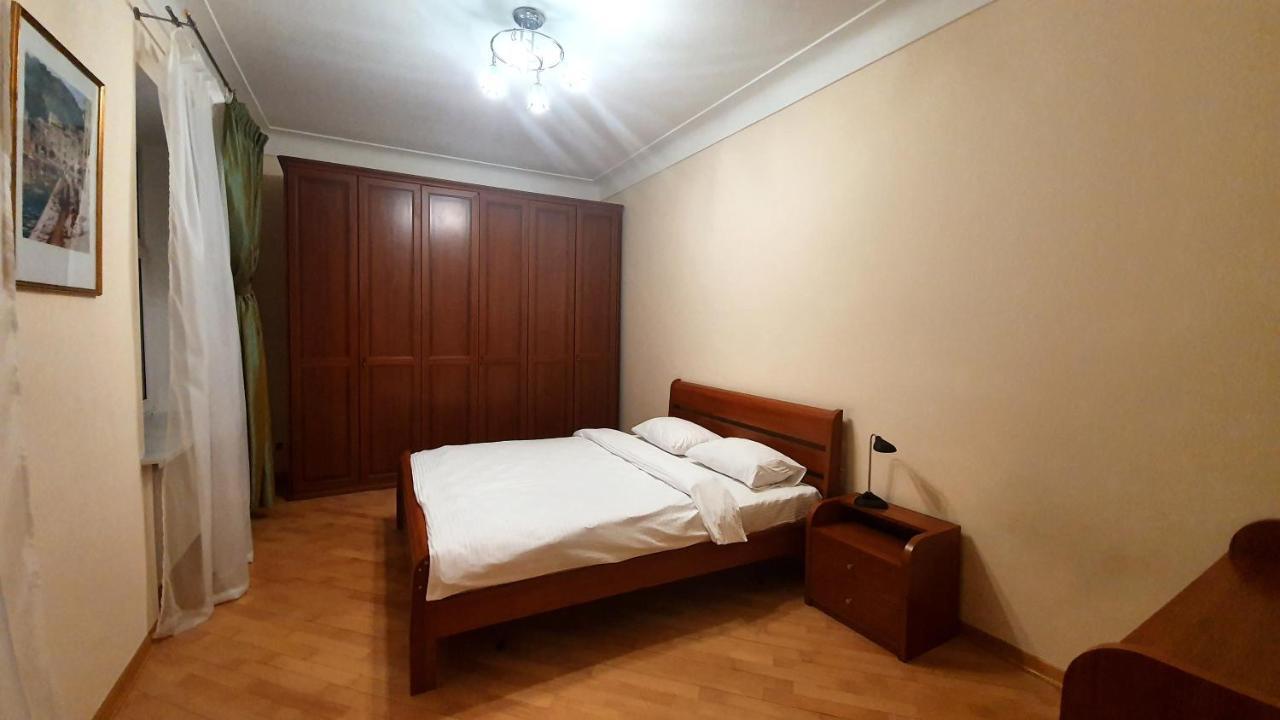 Real Home Apartments in Kiev Center Buitenkant foto